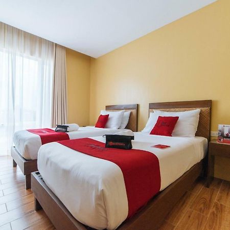 Reddoorz Premium Near Health Centrum Banica Roxas City Esterno foto