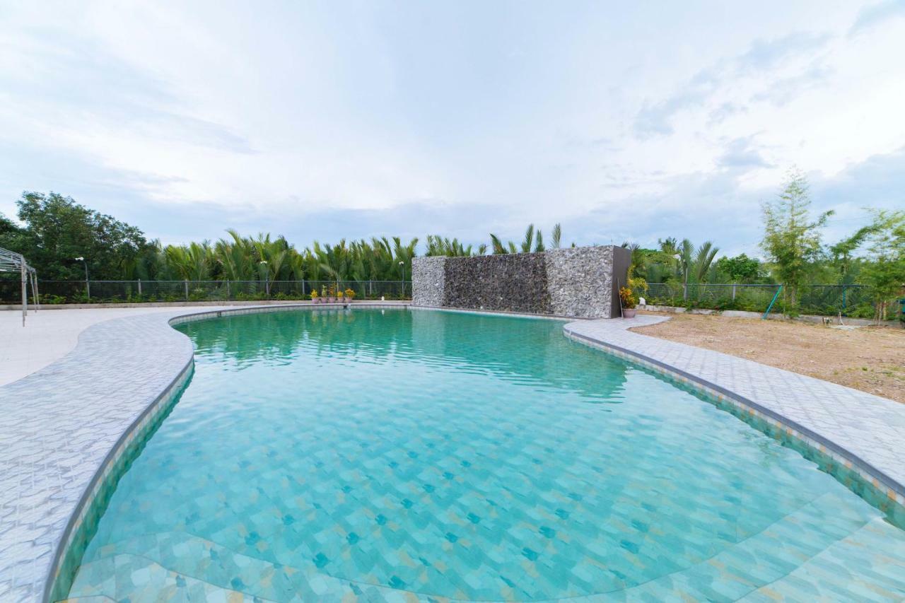 Reddoorz Premium Near Health Centrum Banica Roxas City Esterno foto