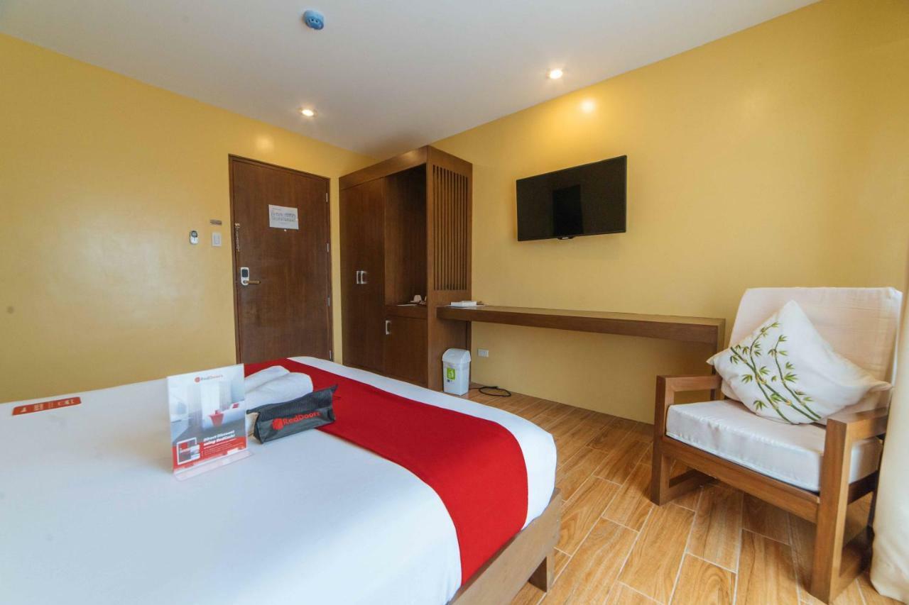 Reddoorz Premium Near Health Centrum Banica Roxas City Esterno foto
