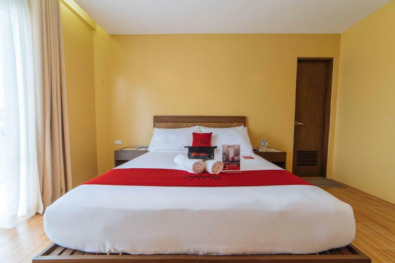 Reddoorz Premium Near Health Centrum Banica Roxas City Esterno foto