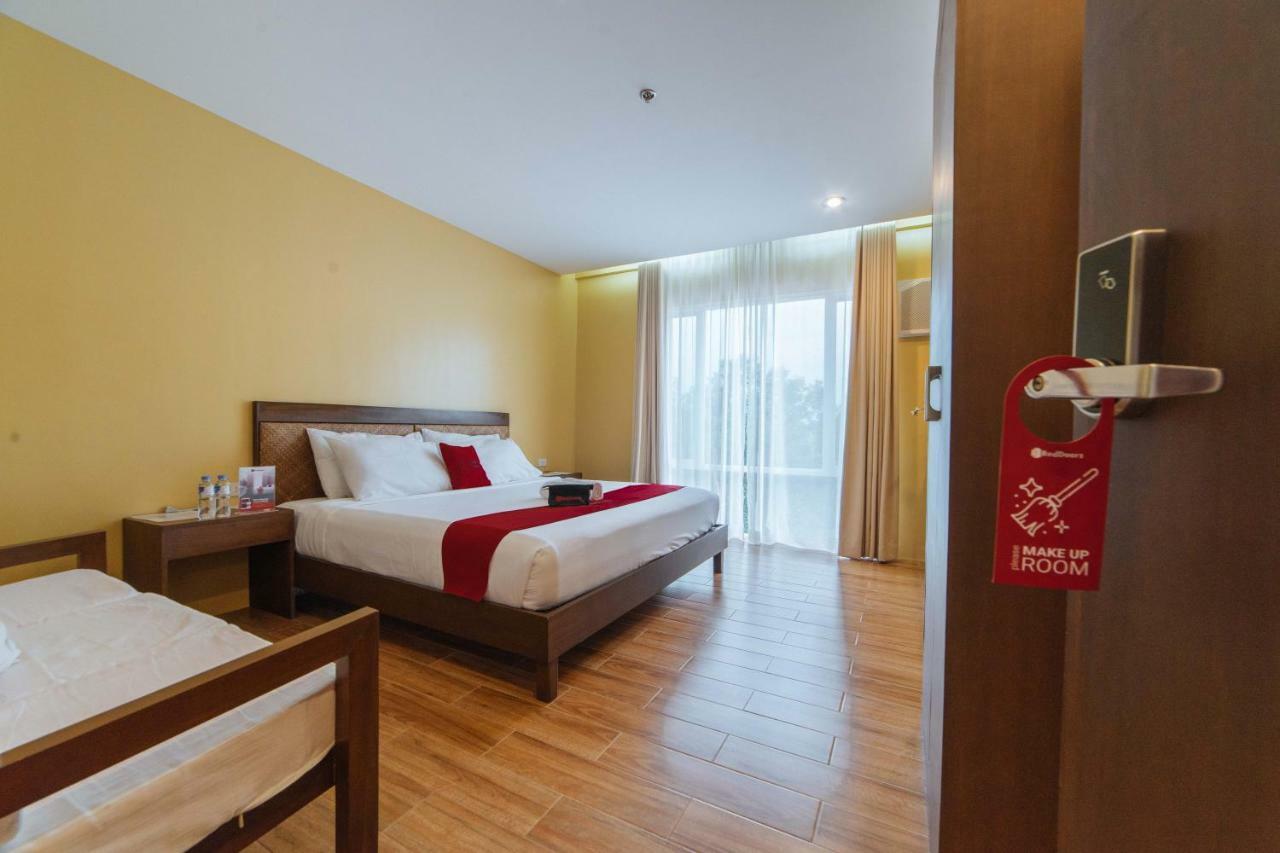 Reddoorz Premium Near Health Centrum Banica Roxas City Esterno foto