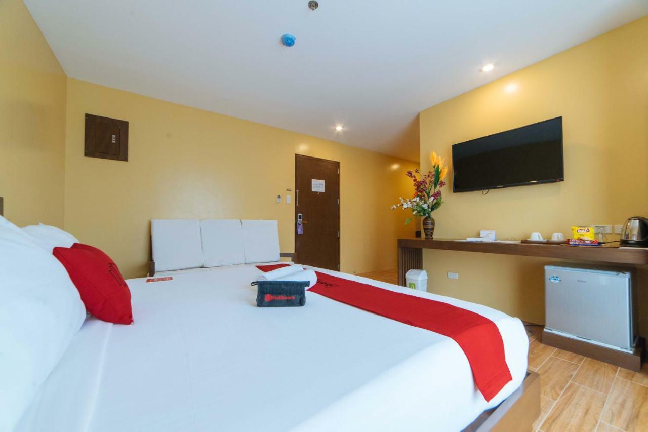 Reddoorz Premium Near Health Centrum Banica Roxas City Esterno foto