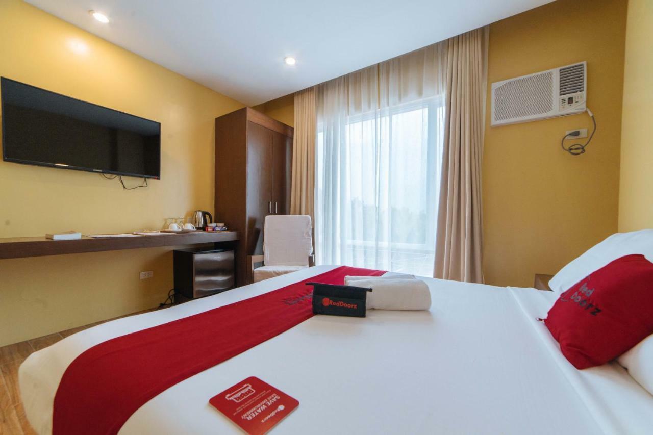 Reddoorz Premium Near Health Centrum Banica Roxas City Esterno foto