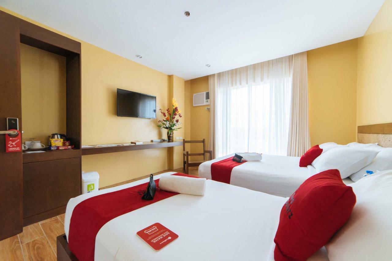 Reddoorz Premium Near Health Centrum Banica Roxas City Esterno foto