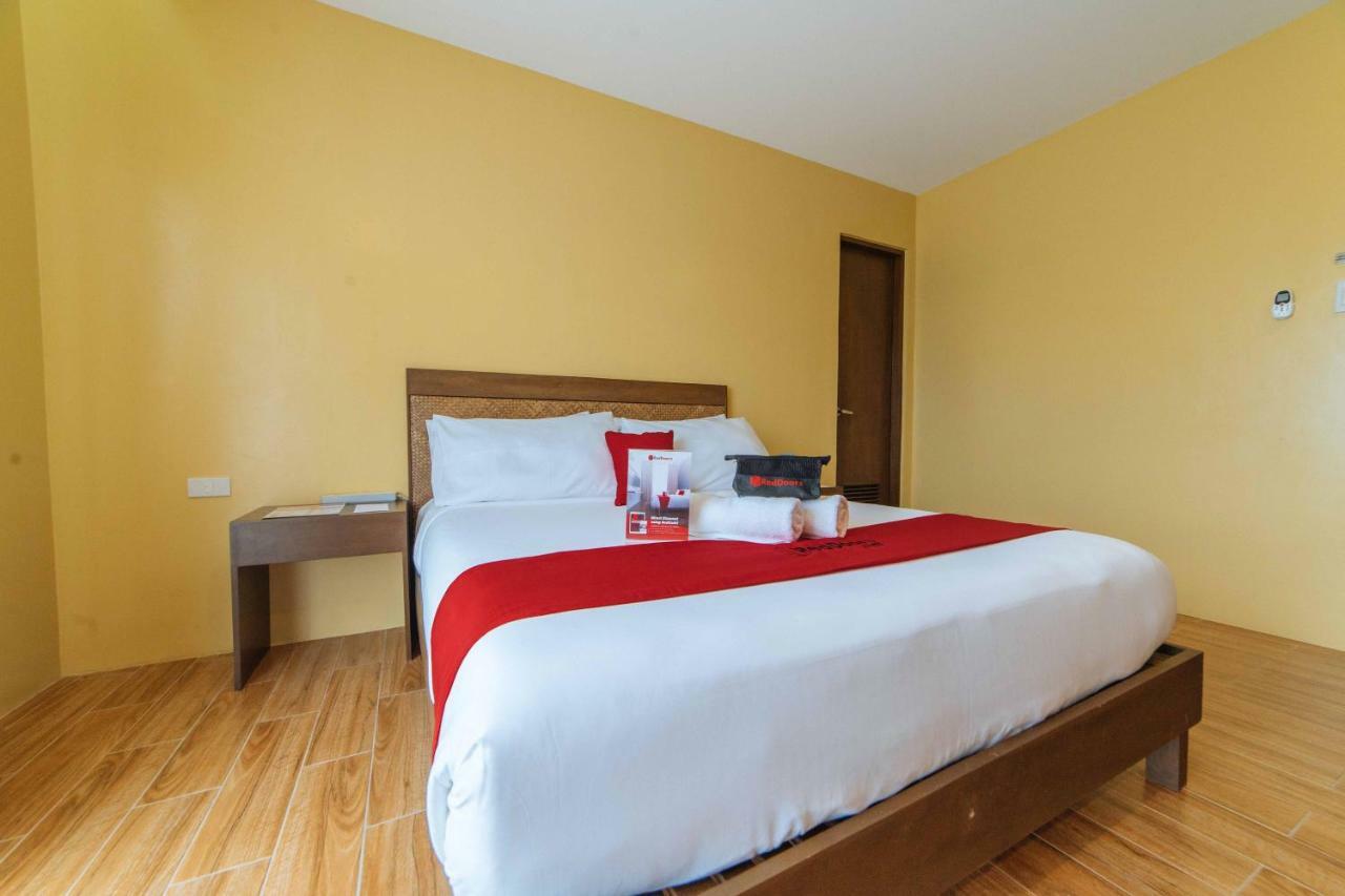 Reddoorz Premium Near Health Centrum Banica Roxas City Esterno foto