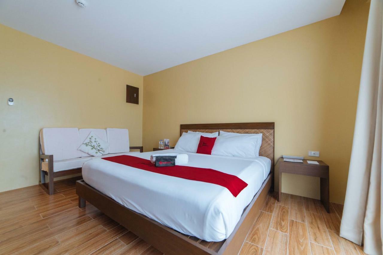 Reddoorz Premium Near Health Centrum Banica Roxas City Esterno foto