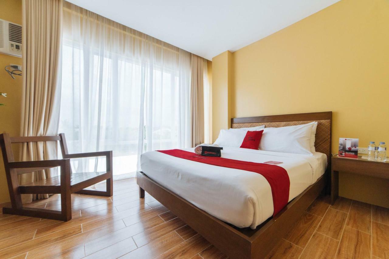 Reddoorz Premium Near Health Centrum Banica Roxas City Esterno foto